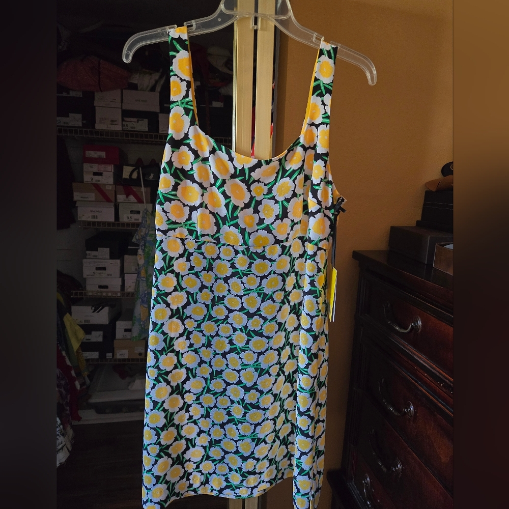 DVF FOR TARGET DRESS - Picture 2 of 8